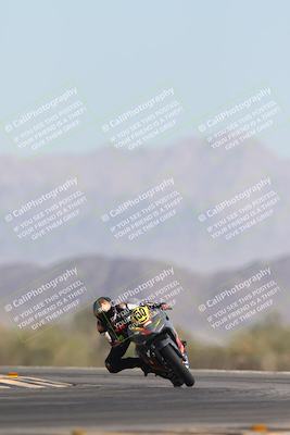 media/Oct-26-2025-Race Pace (Sun) [[c1447ca738]]/Non Verified (1st 20 Minutes of every Hour)/4-Turn 14 (1110am)/